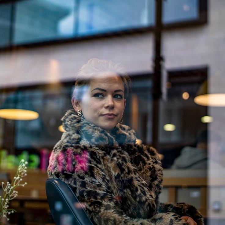 Portrait of Alex Carter, community mentor and Italian cuisine specialist